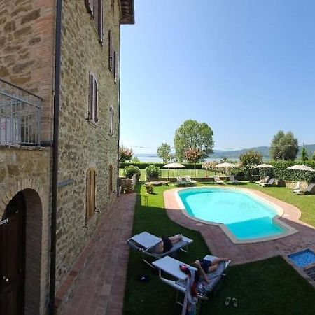Appartamento Lago Trasimeno - Torricella Pg Екстер'єр фото