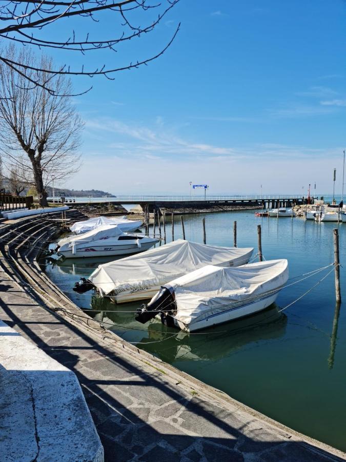 Appartamento Lago Trasimeno - Torricella Pg Екстер'єр фото