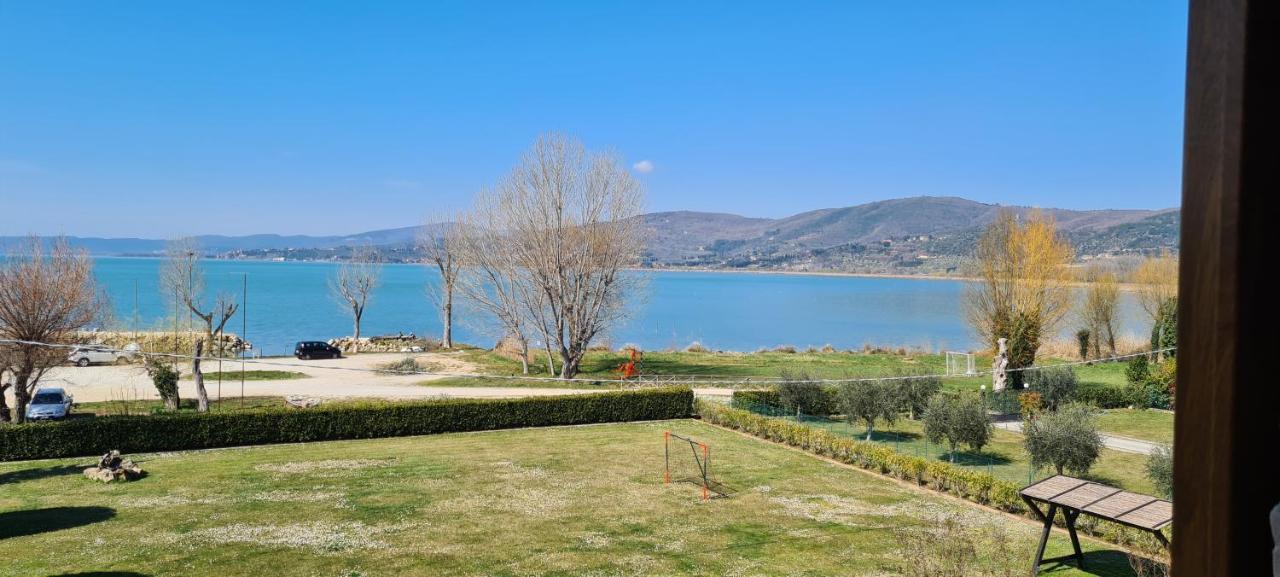 Appartamento Lago Trasimeno - Torricella Pg Екстер'єр фото