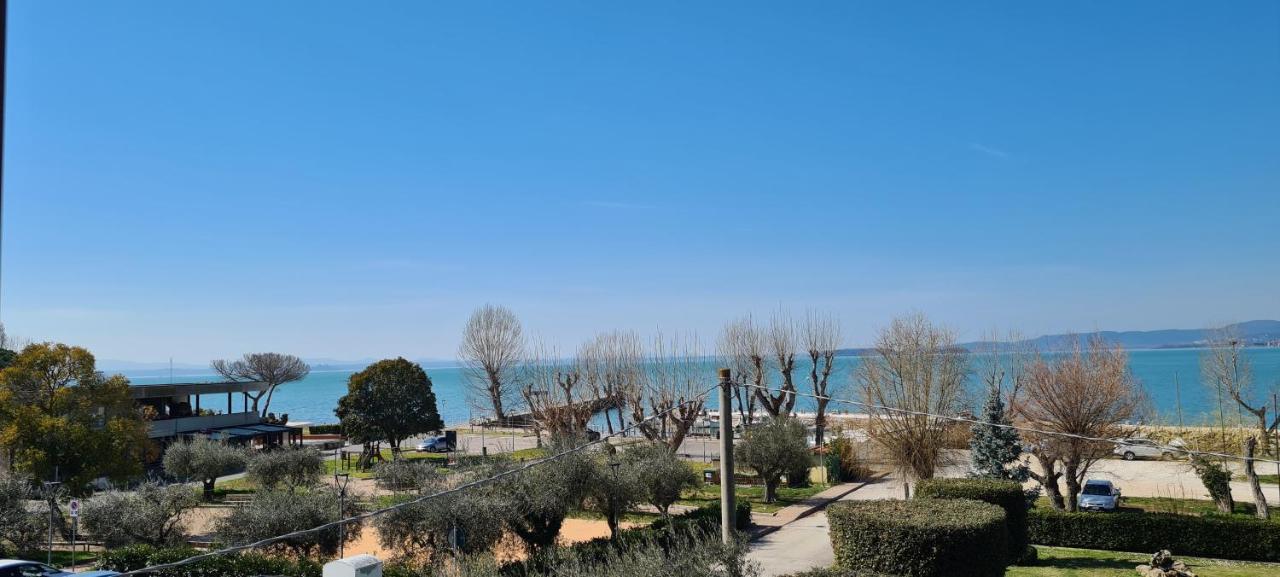 Appartamento Lago Trasimeno - Torricella Pg Екстер'єр фото